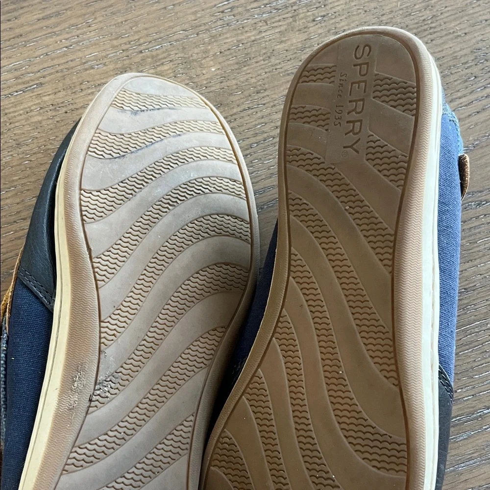 Sperry Women's Songfish Waxy‎ Canvas Boat Shoes Size 10
